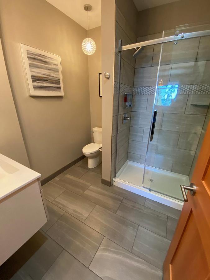 פאוול ריבר Beyond Bliss Suites & Spa מראה חיצוני תמונה