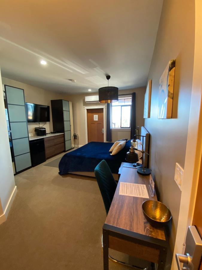 פאוול ריבר Beyond Bliss Suites & Spa מראה חיצוני תמונה