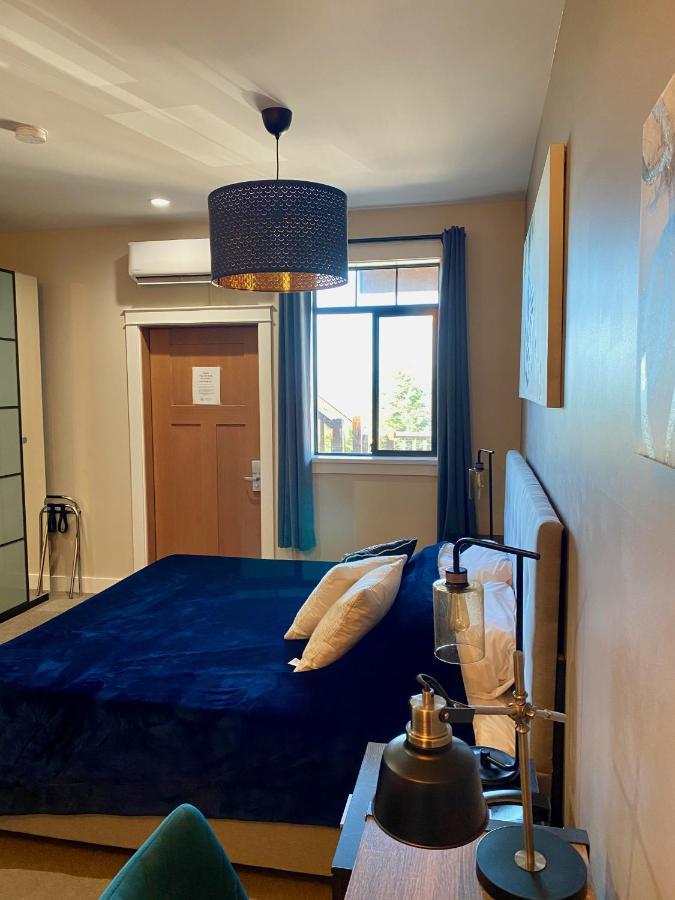 פאוול ריבר Beyond Bliss Suites & Spa מראה חיצוני תמונה